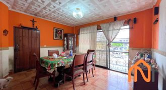 Urdenor, casa con local comercial