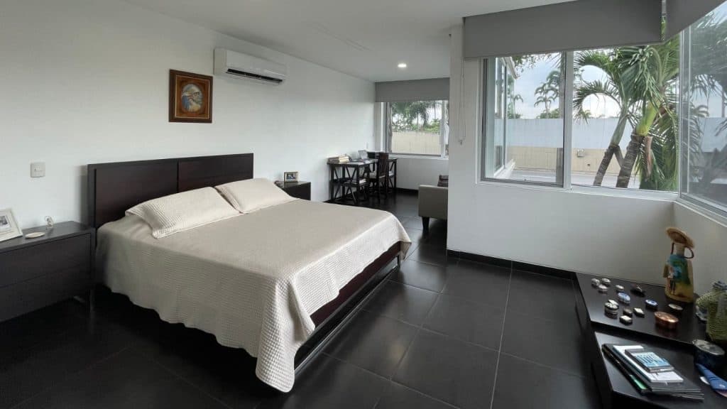 WhatsApp Image at ()