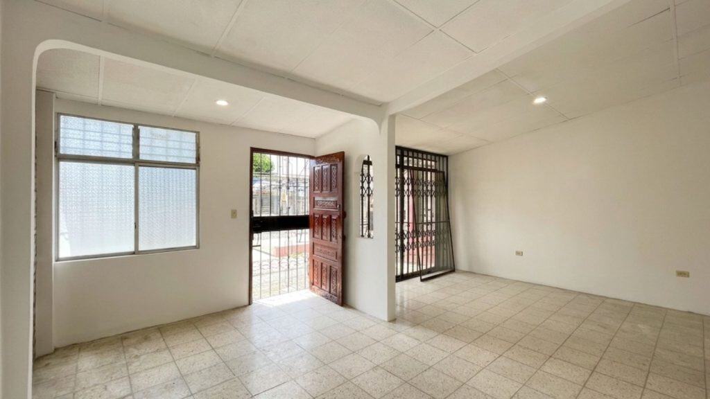 WhatsApp Image at ()